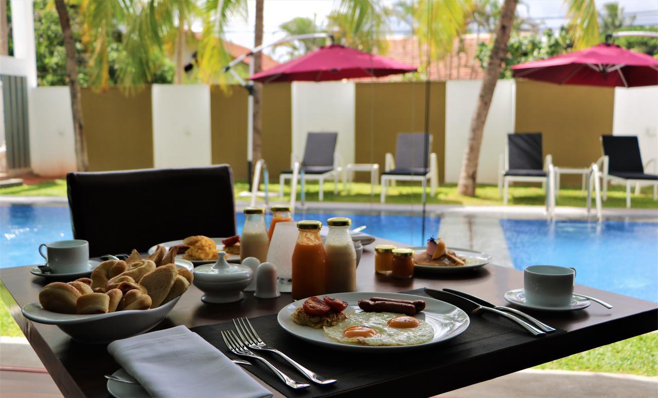 Daffodils Beach Negombo Exterior foto